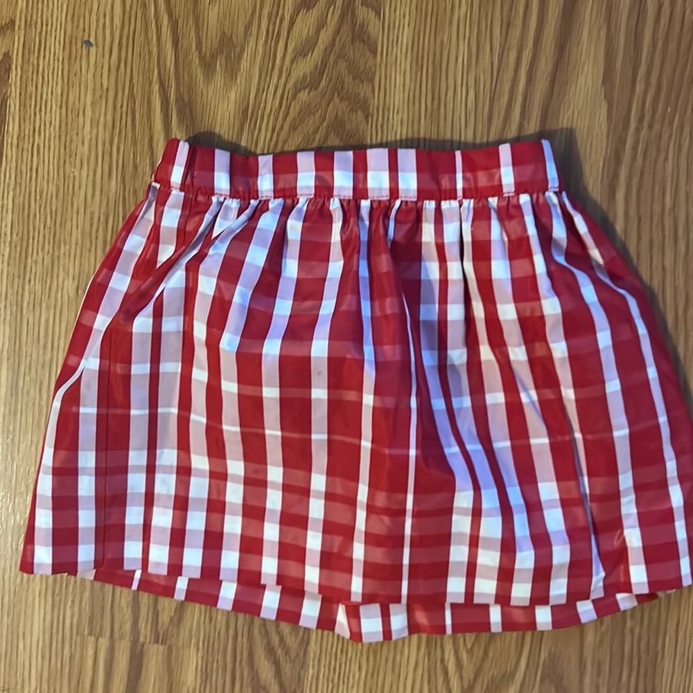 Vineyard vine toddle skirt